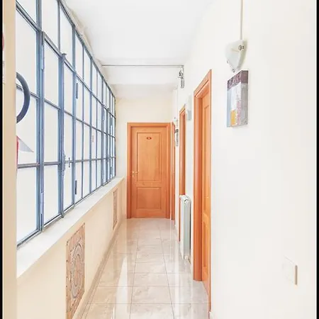 Mosaic Hostel Rome
