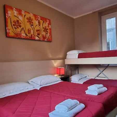 Mosaic Albergue Roma