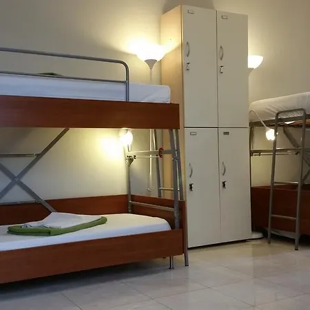 شباب موازيك * روما